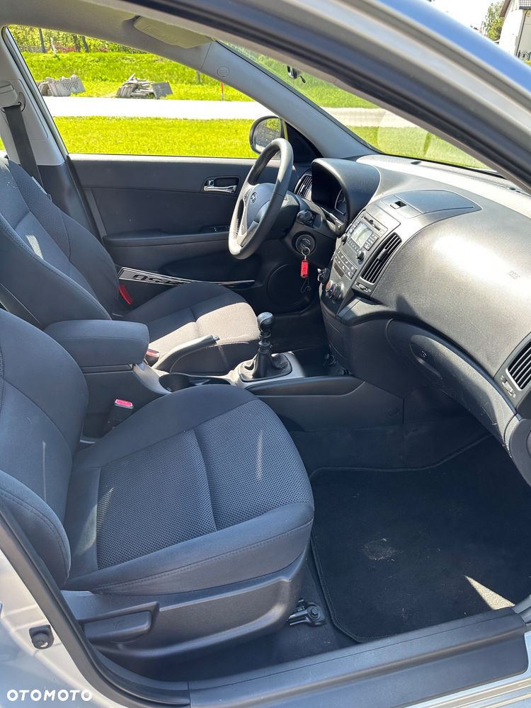 Hyundai i30 i30cw 1.6 Edition Plus - 37