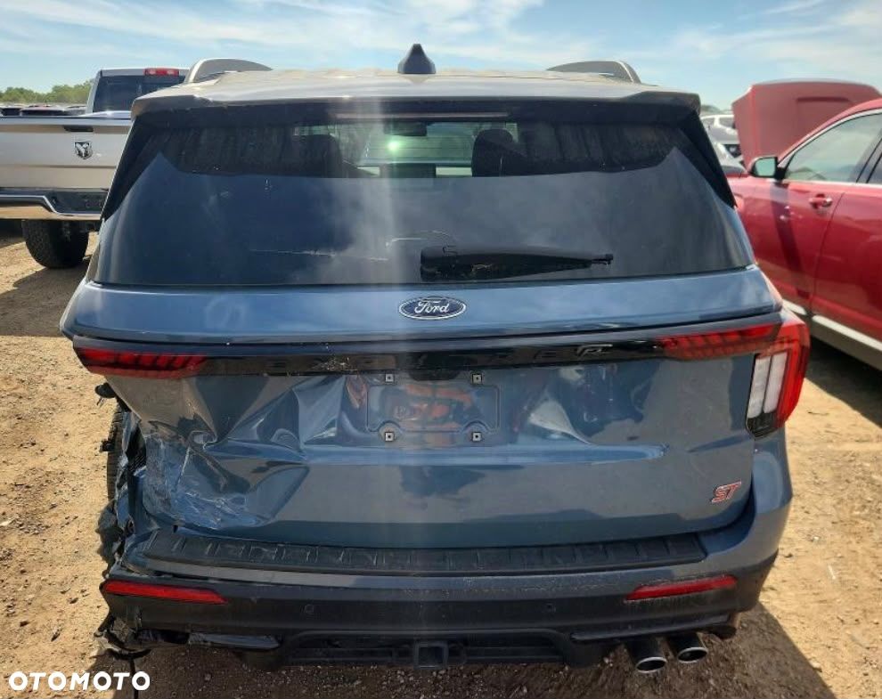 Ford Explorer - 12