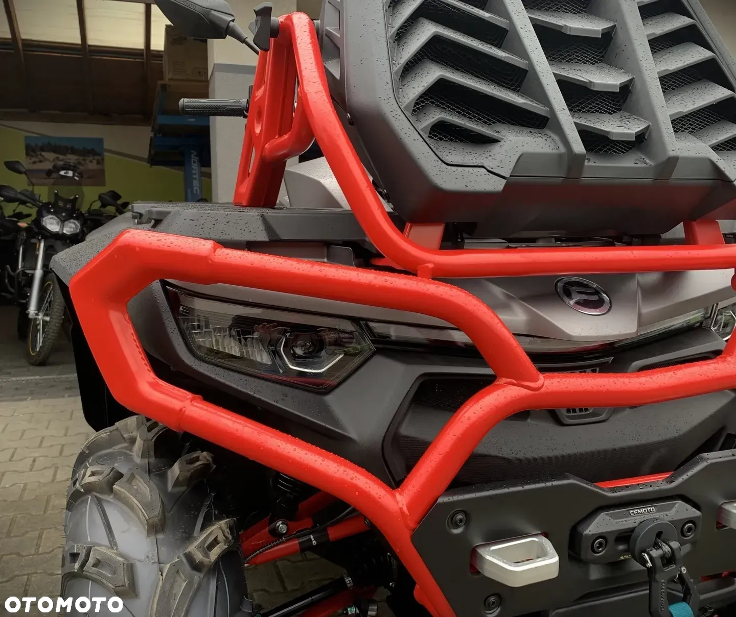 CFMoto CForce - 6