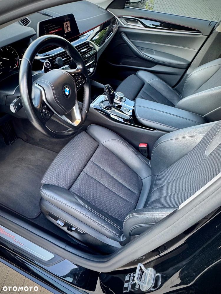 BMW Seria 5 520d Sport - 16