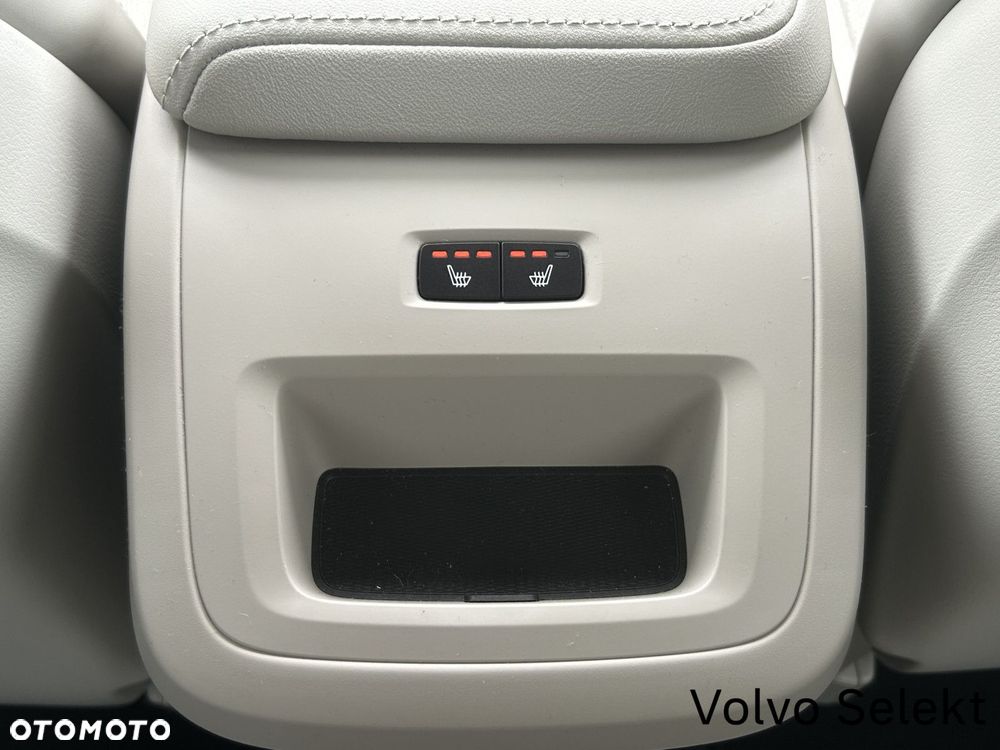 Volvo XC 60 - 32