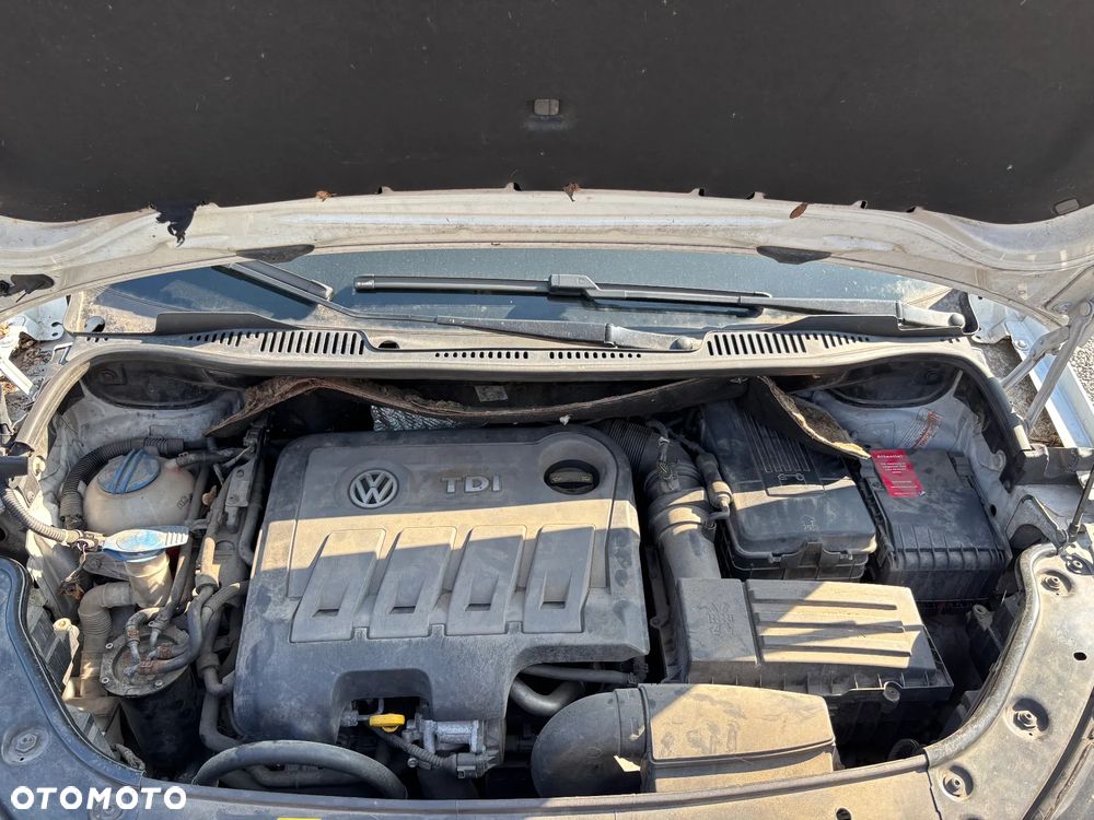 Volkswagen Touran 2.0 TDI DPF Comfortline DSG - 15