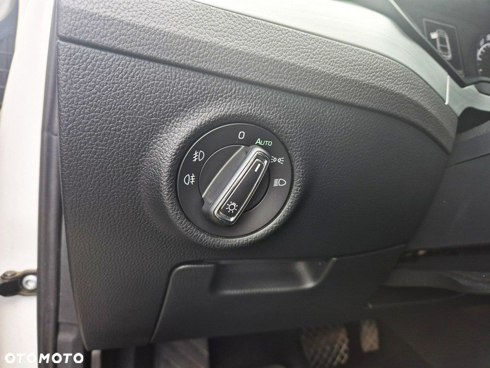 Skoda Superb 1.4 TSI ACT Ambition DSG - 27