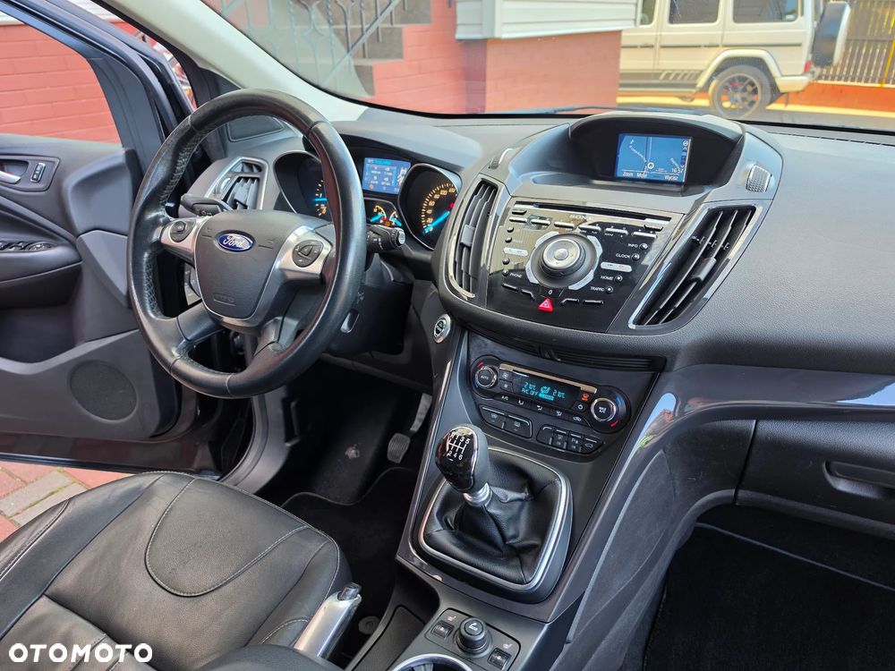 Ford Kuga 2.0 TDCi 4x4 Titanium - 20