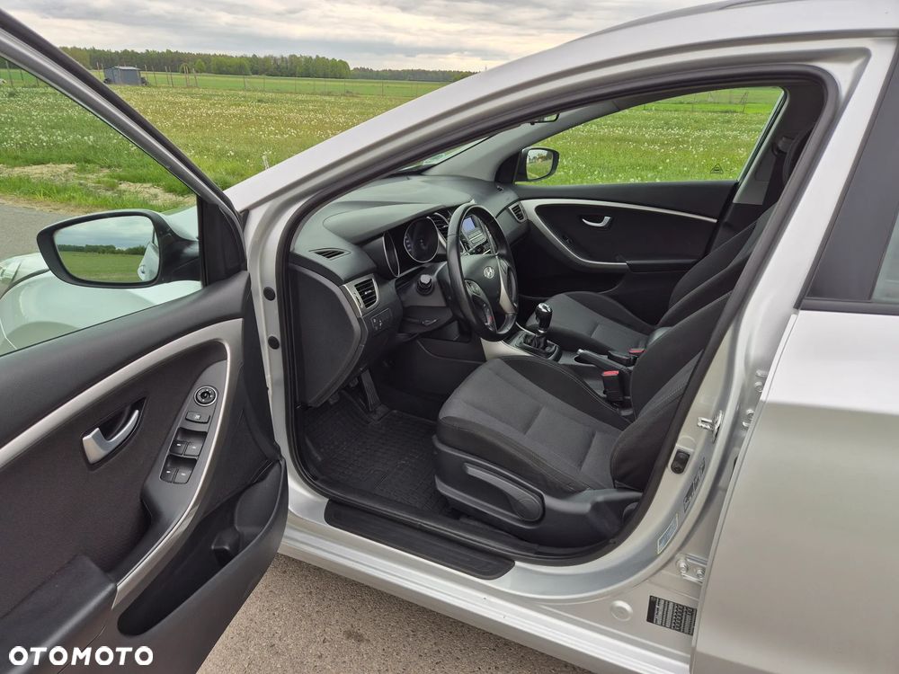 Hyundai i30 1.6 CRDi Comfort - 5