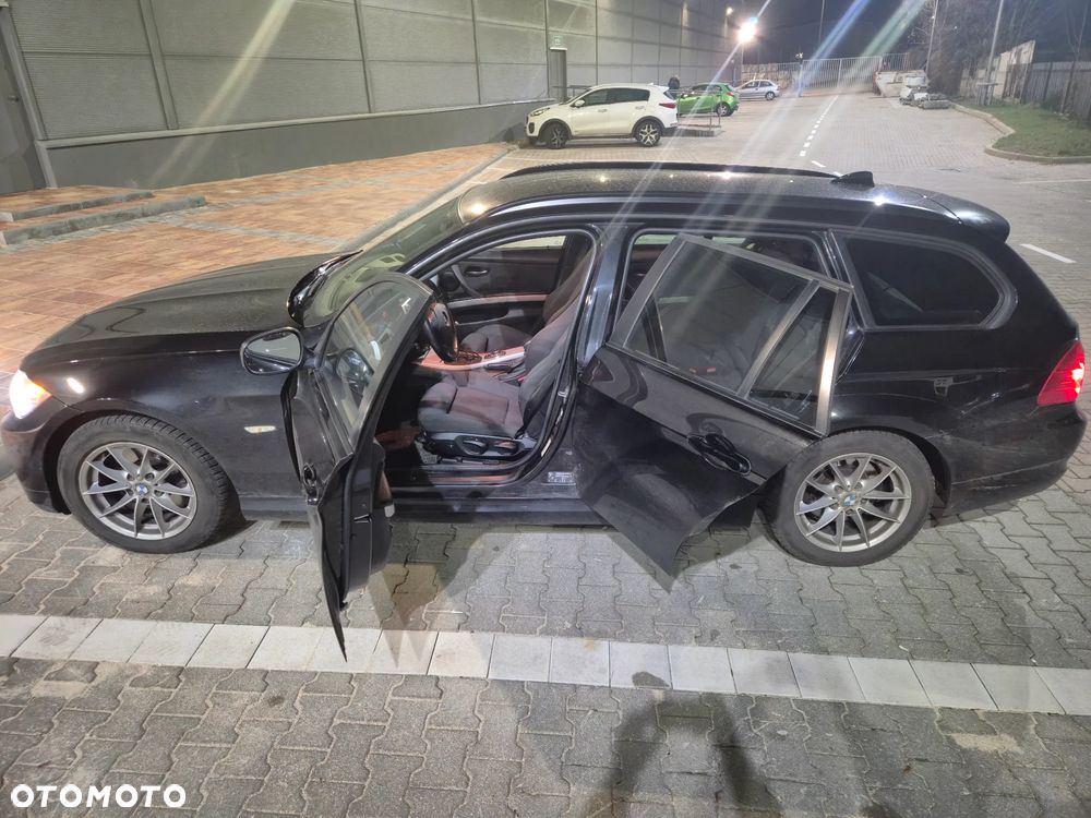 BMW Seria 3 - 17