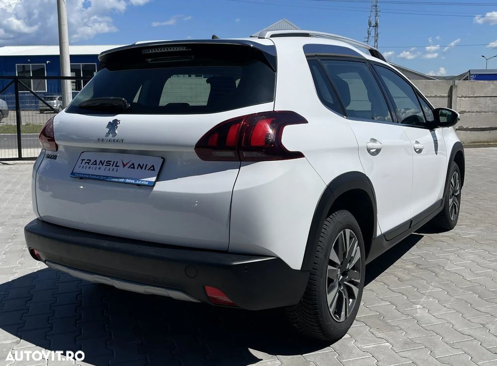 Peugeot 2008 PureTech 110 GPF Stop&Start EAT6 Allure - 4