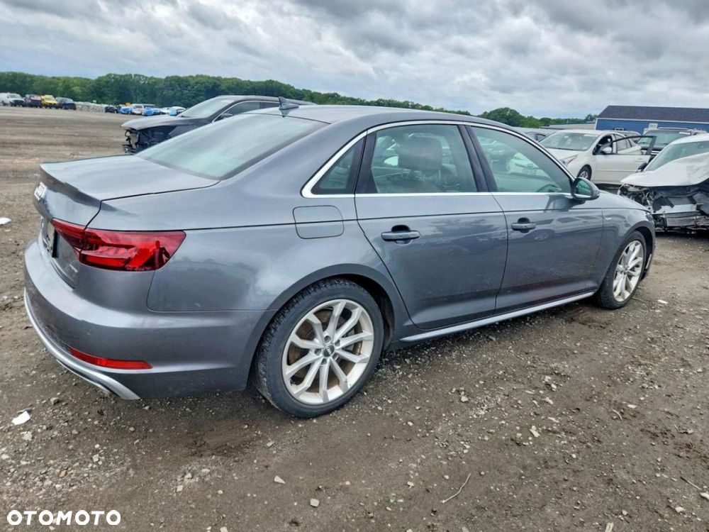 Audi A4 Limousine - 5