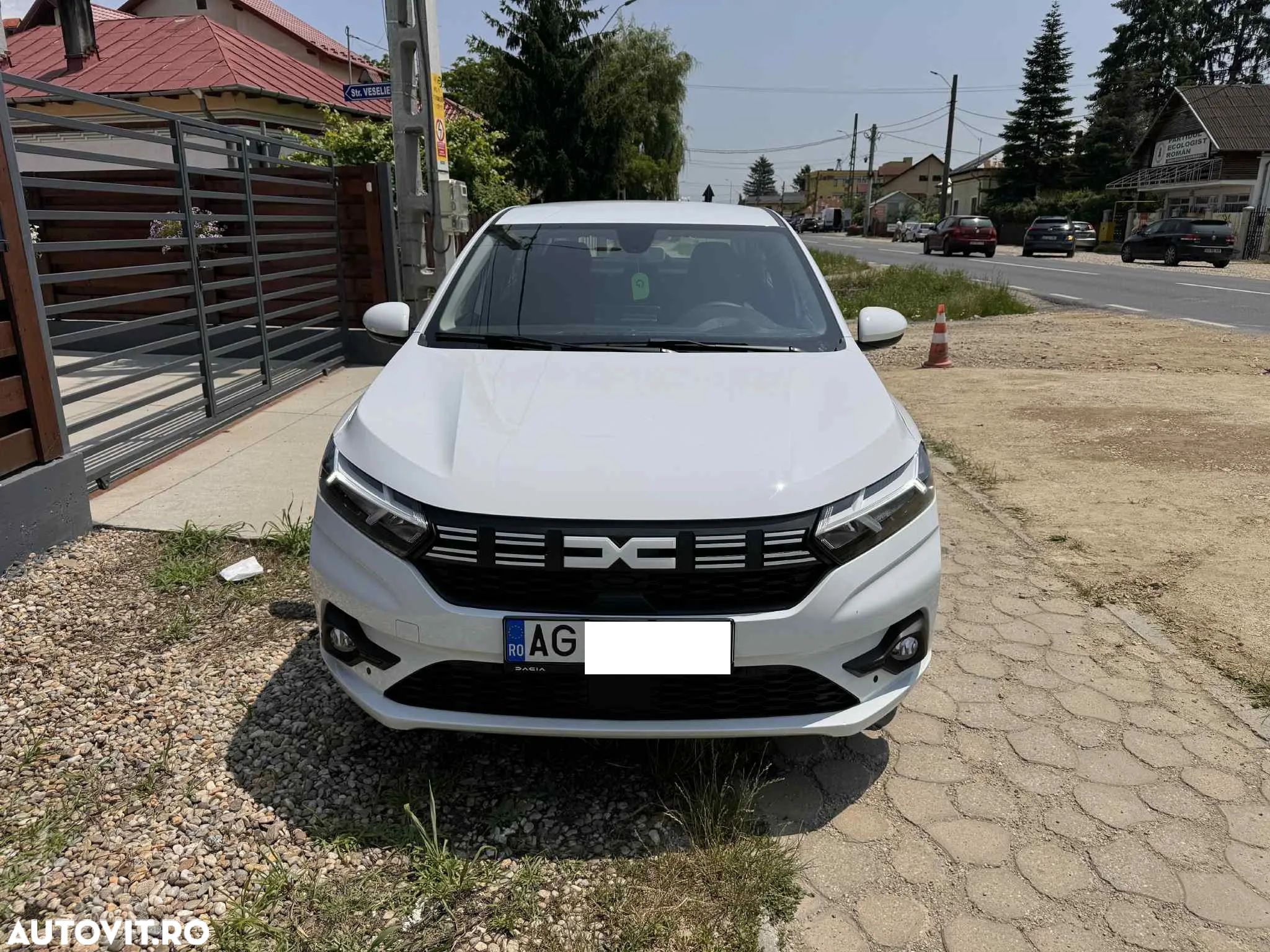 Dacia Logan ECO-G 100 MT6 Prestige - 1