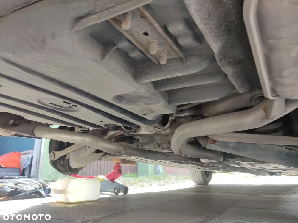 Mercedes-Benz Klasa E - 19