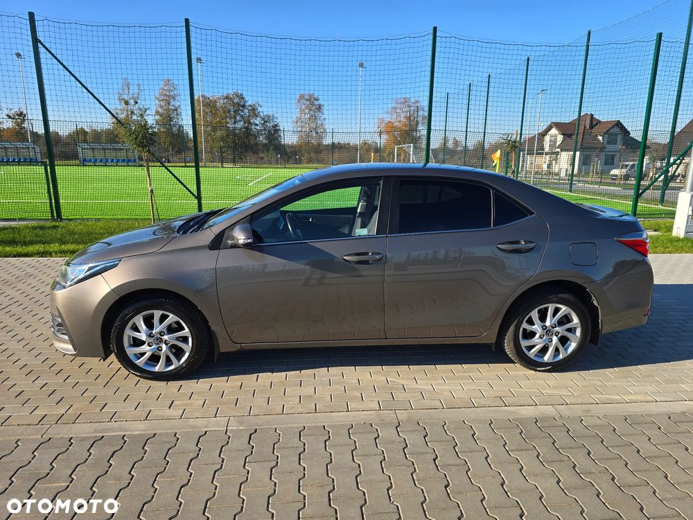 Toyota Corolla 1.6 Comfort - 3