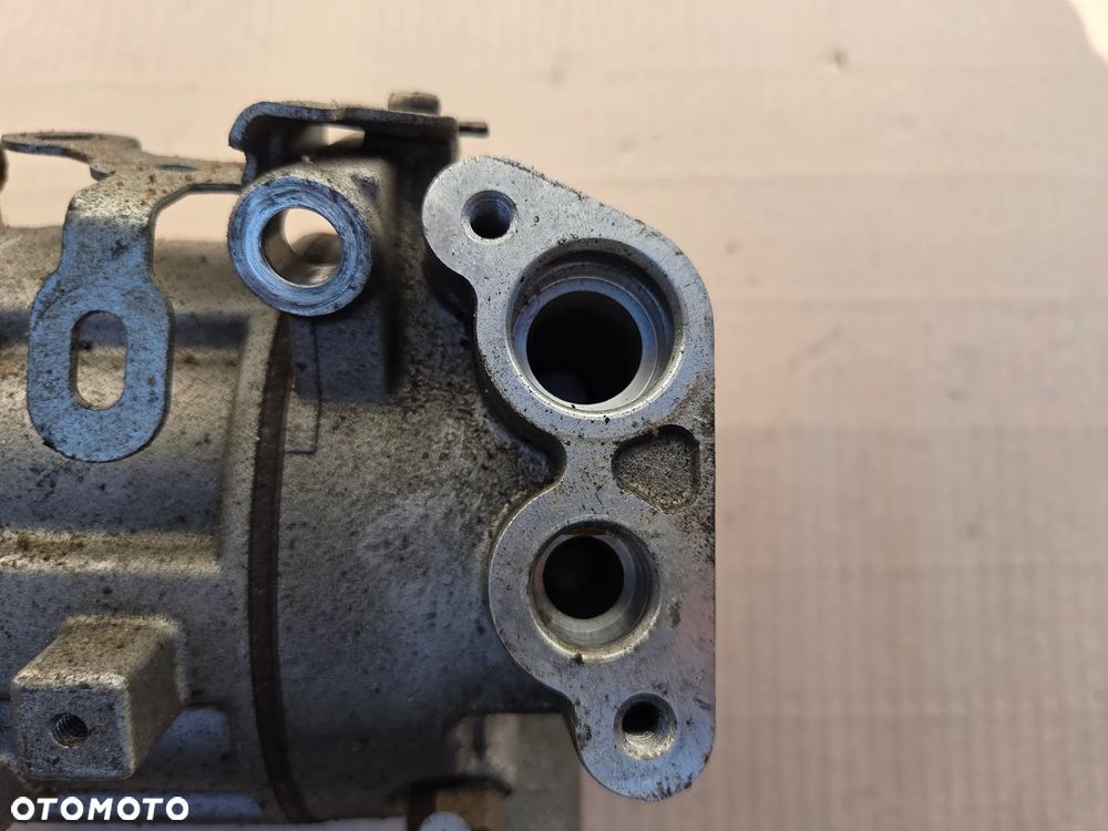 Sprężarka klimatyzacji kompresor Peugeot 308 T9 1.6 THP - 4