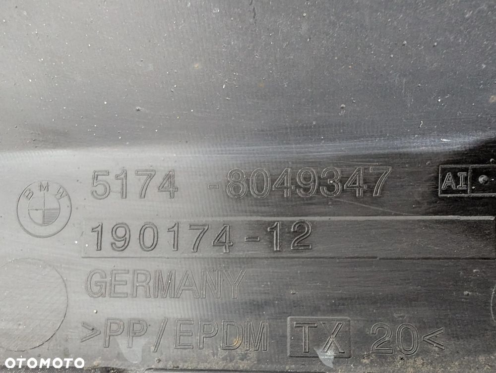 BMW F10 F11 KRATKA ZDERZAKA ŚRODKOWA M-PAKIET 8049347 - 4