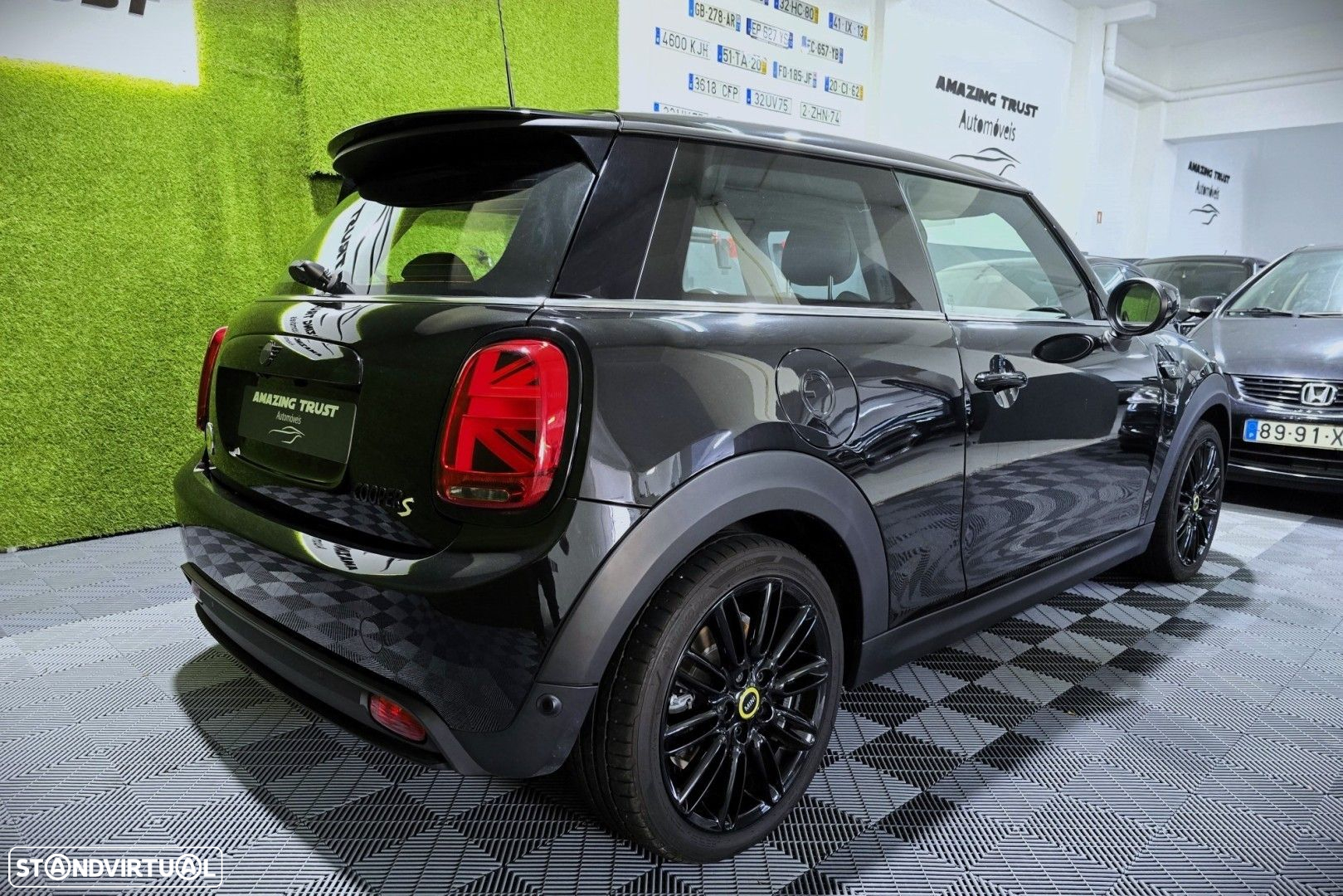 MINI 3 Portas Cooper SE - 4