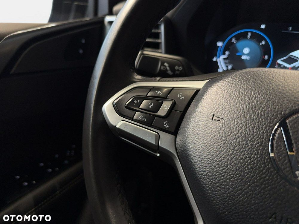 Volkswagen Amarok - 18