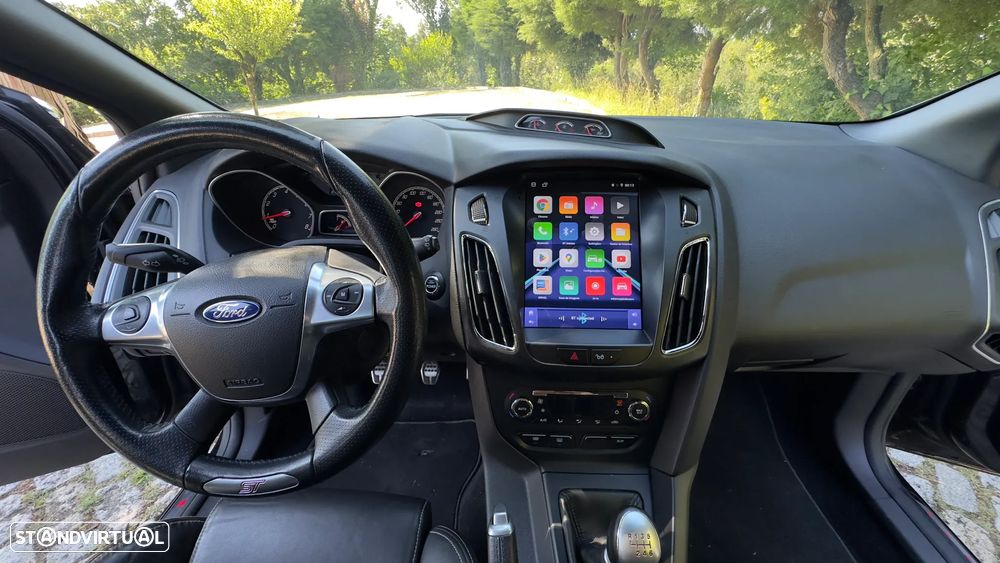 Ford Focus SW 2.0 EcoBoost ST - 9