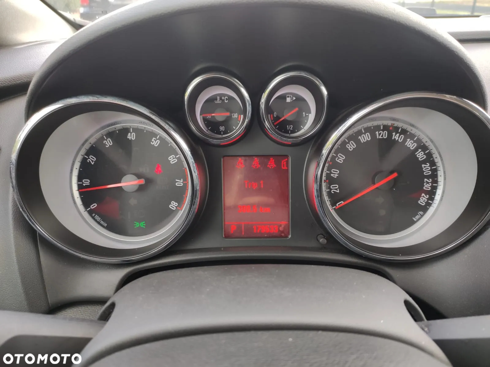 Opel Astra 1.6 Automatik Design Edition - 12