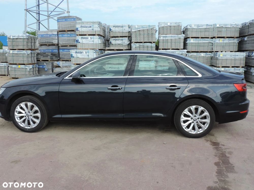 Audi A4 Limousine 1.4 TFSI Design - 15