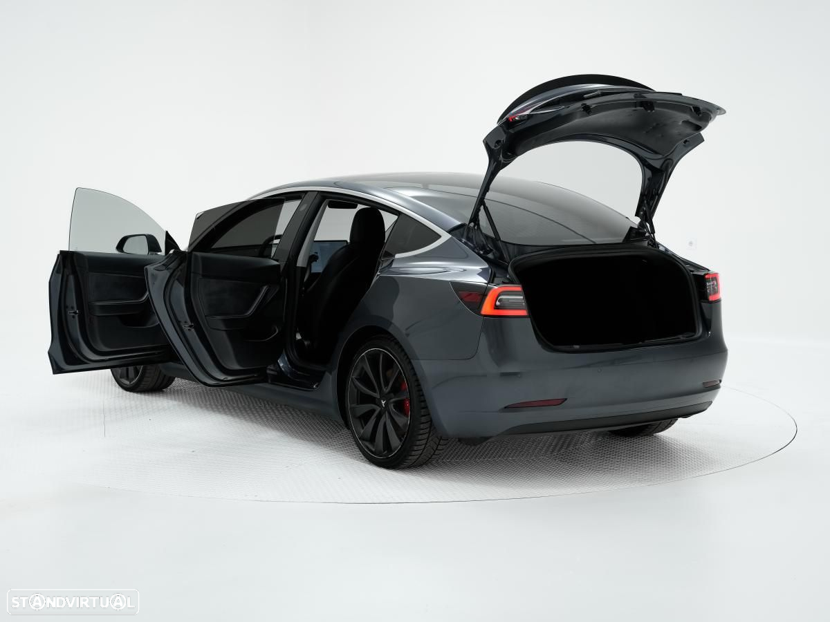 Tesla Model 3 AWD Dual Motor Performance - 5
