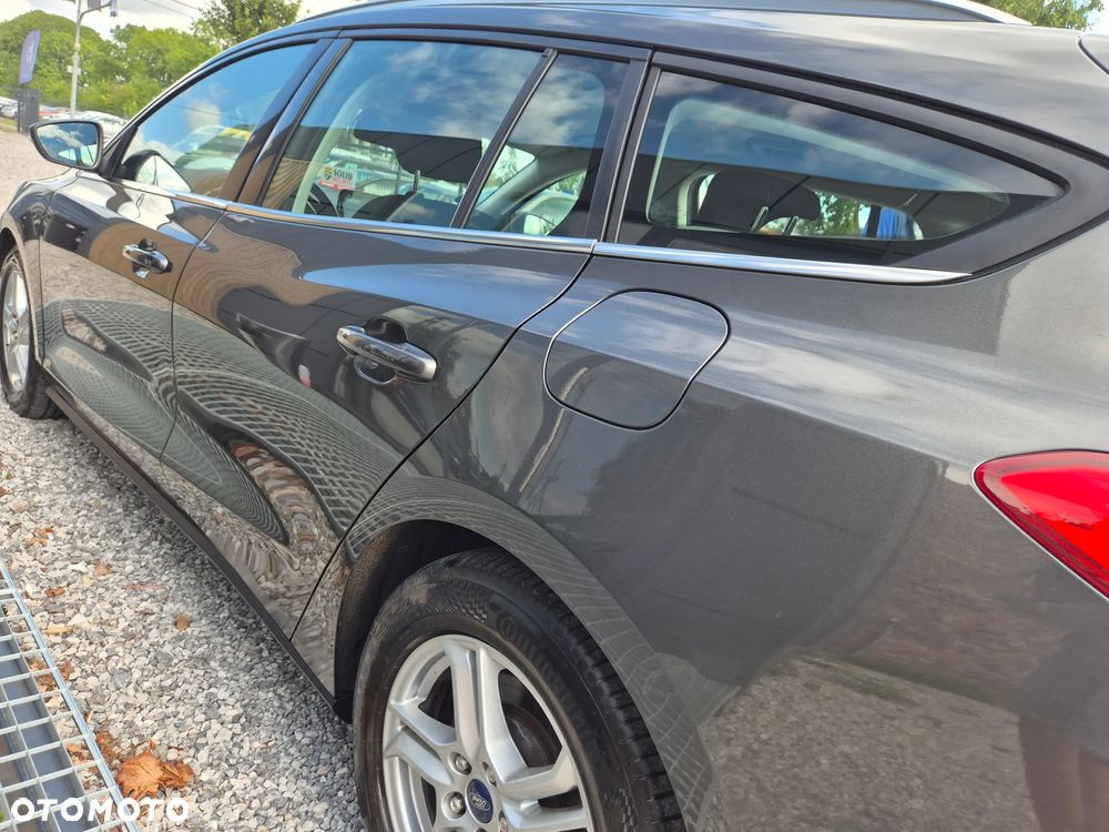 Ford Focus 1.5 TDCi DPF Start-Stopp-System Business - 24