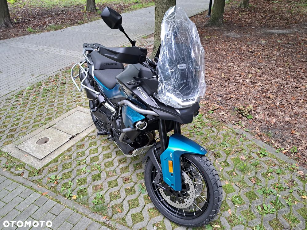 CFMoto MT - 5