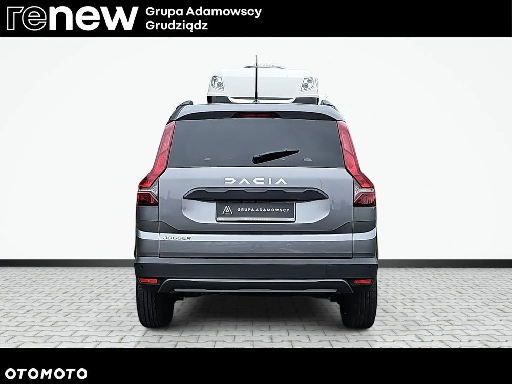 Dacia Jogger 1.0 TCe Expression 7os - 9