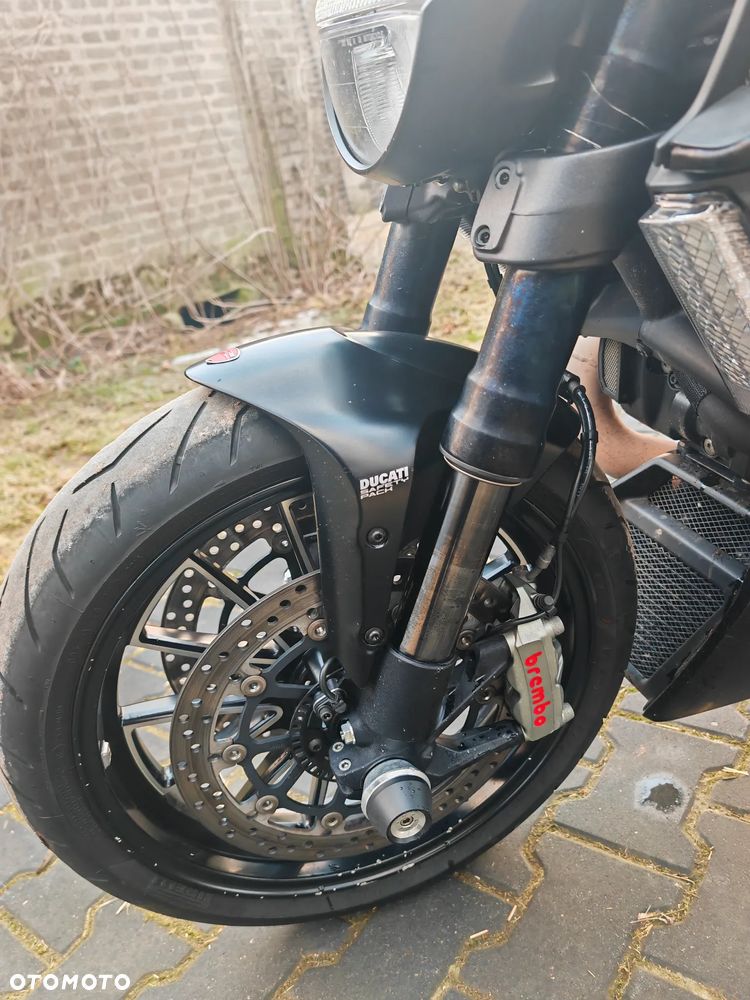Ducati Diavel - 11