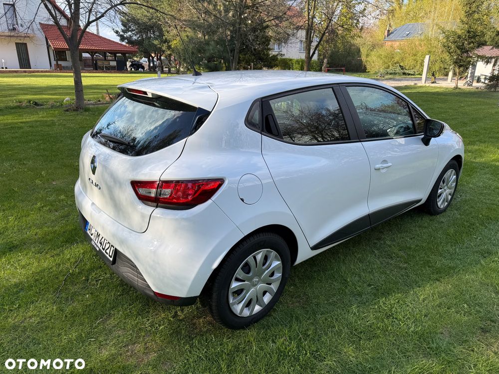 Renault Clio 1.2 16V 75 Dynamique - 3