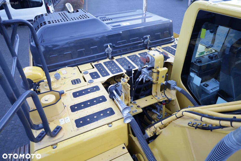 Komatsu PC210LC-11 LONG REACH - 27