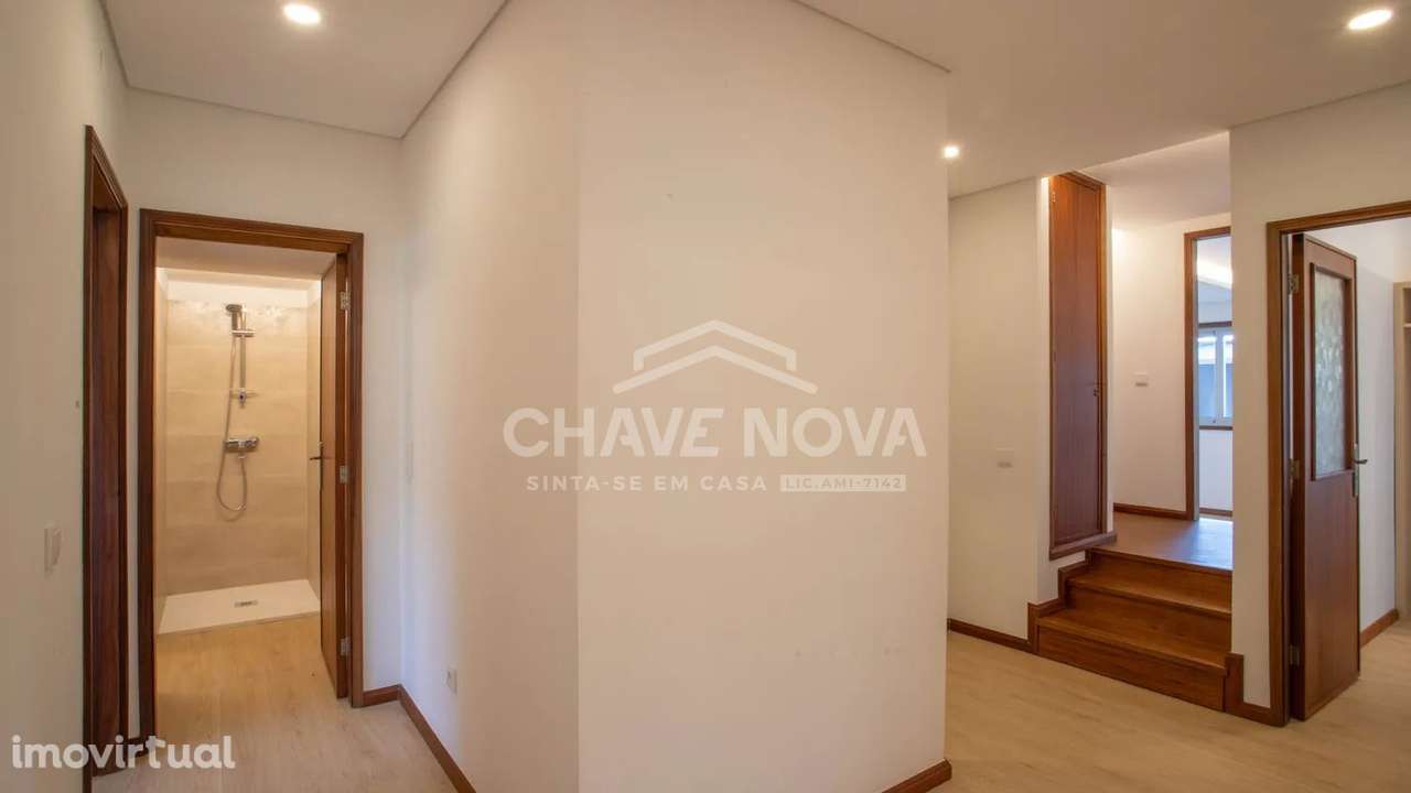 T3 totalmente renovado - Hospital Santos Silva  SD/04595/CO - Grande imagem: 4/9