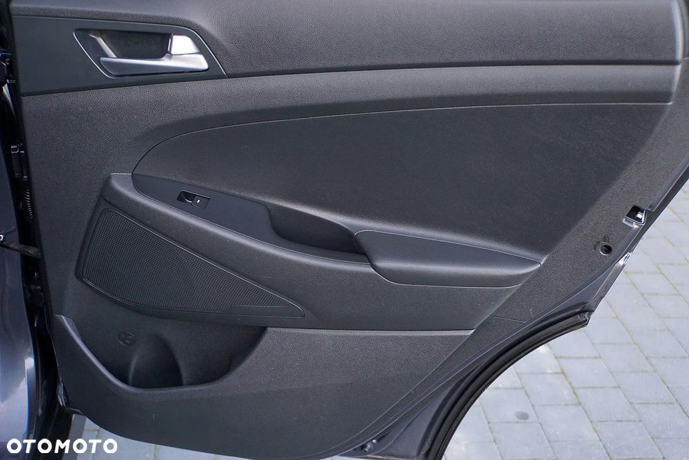 Hyundai Tucson blue 1.6 GDi 2WD Passion - 38