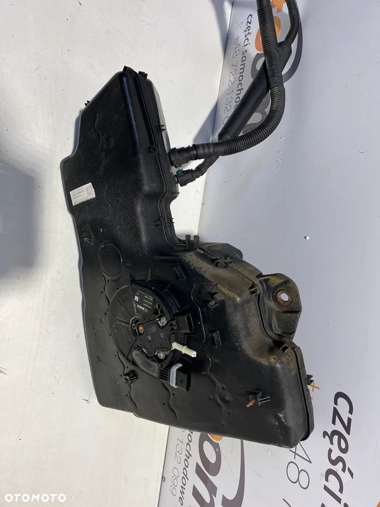 Volkswagen Tiguan II Zbiornik płynu AdBlue 5QF131877 2016R - 4