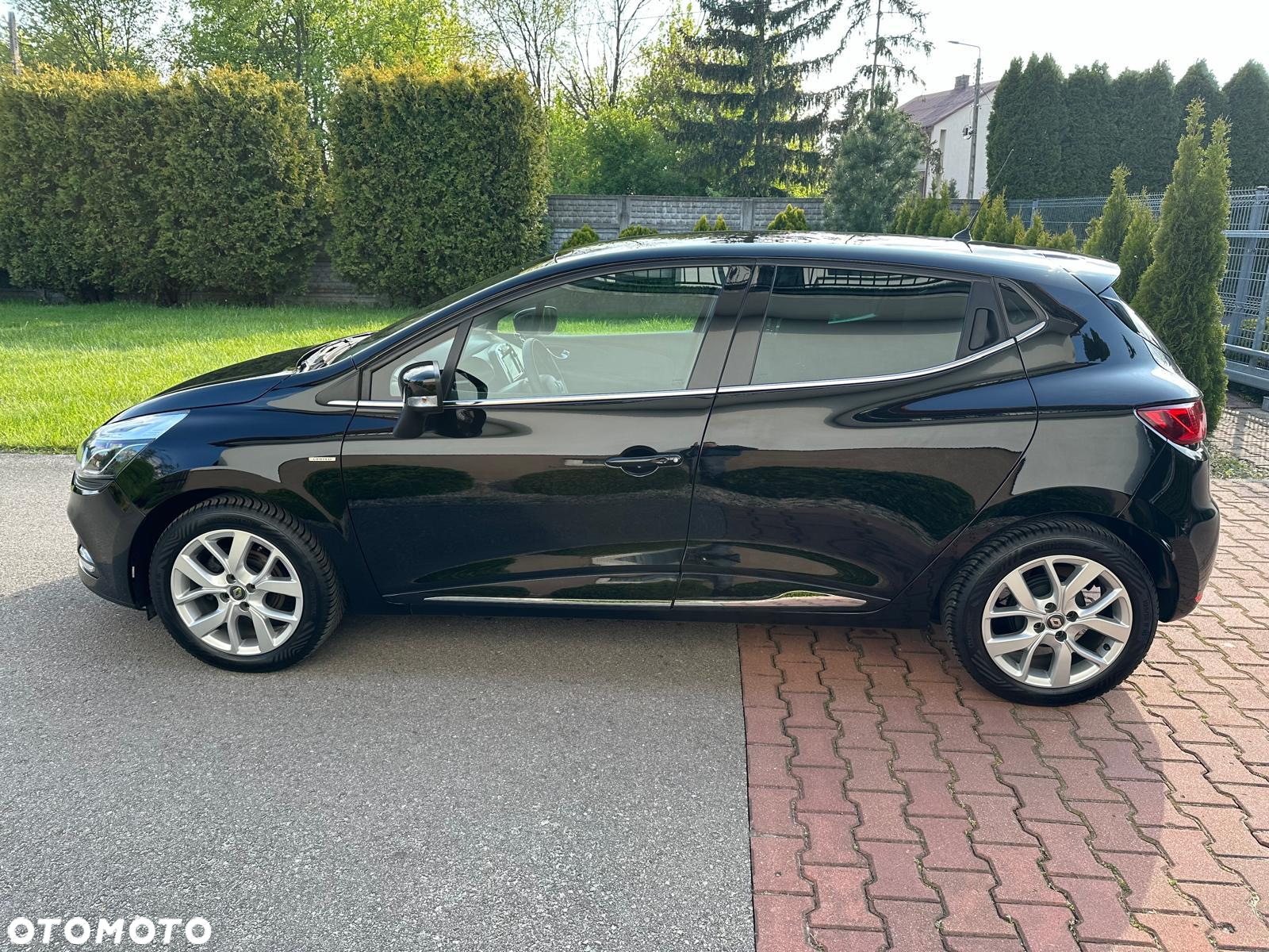 Renault Clio - 8