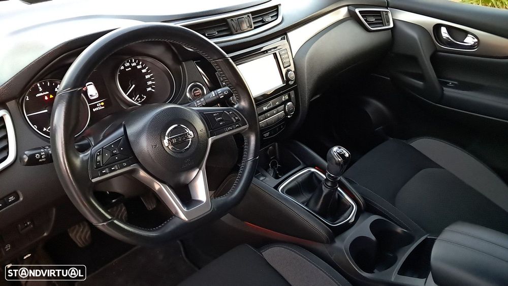 Nissan Qashqai 1.5 dCi N-Connecta - 11