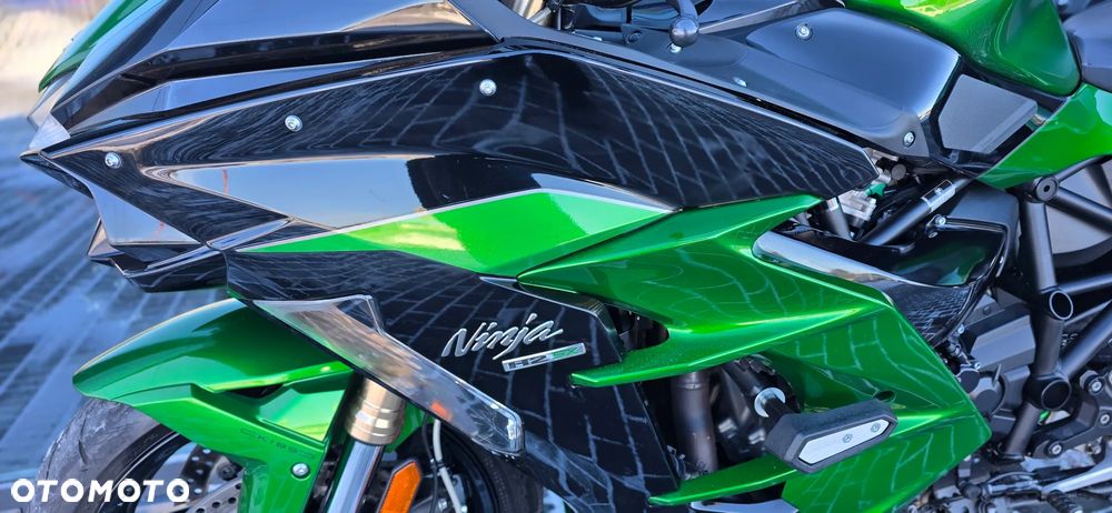 Kawasaki Ninja H2 SX - 30