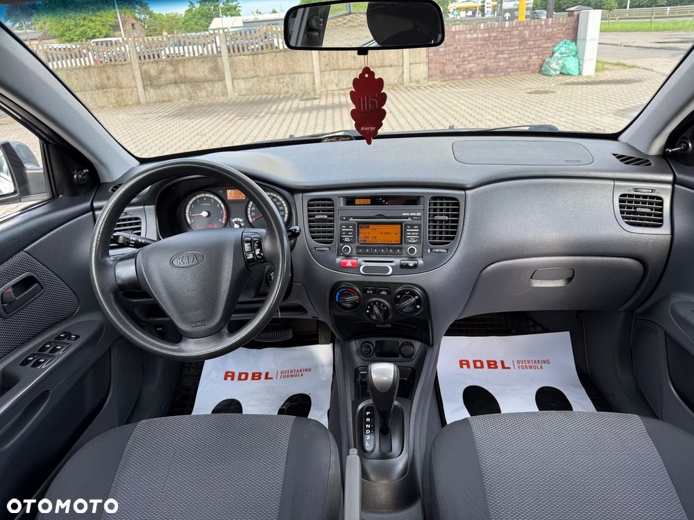 Kia Rio 1.4 Comfort - 20