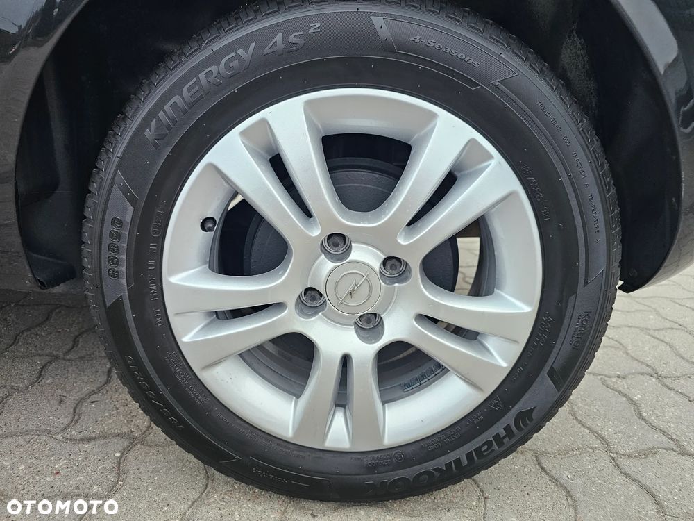 Opel Corsa 1.4 16V Sport - 25