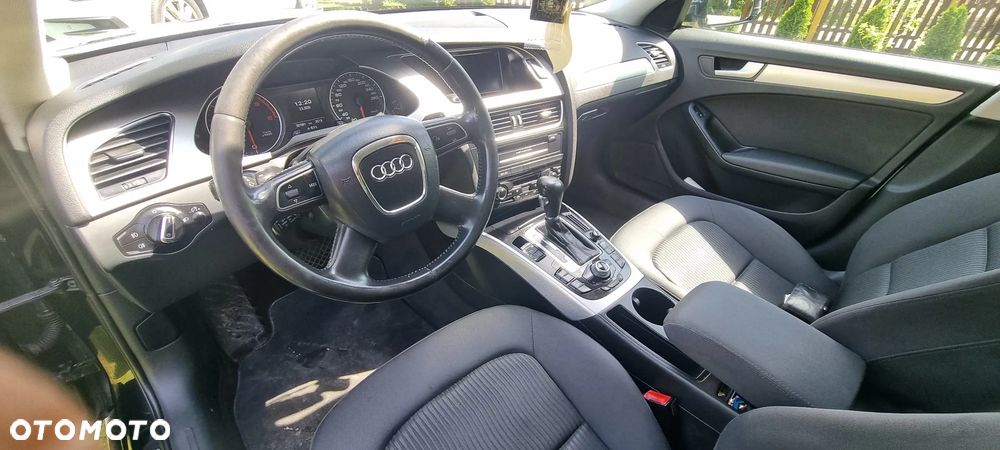 Audi A4 Avant 2.0 TDI Multitronic - 6