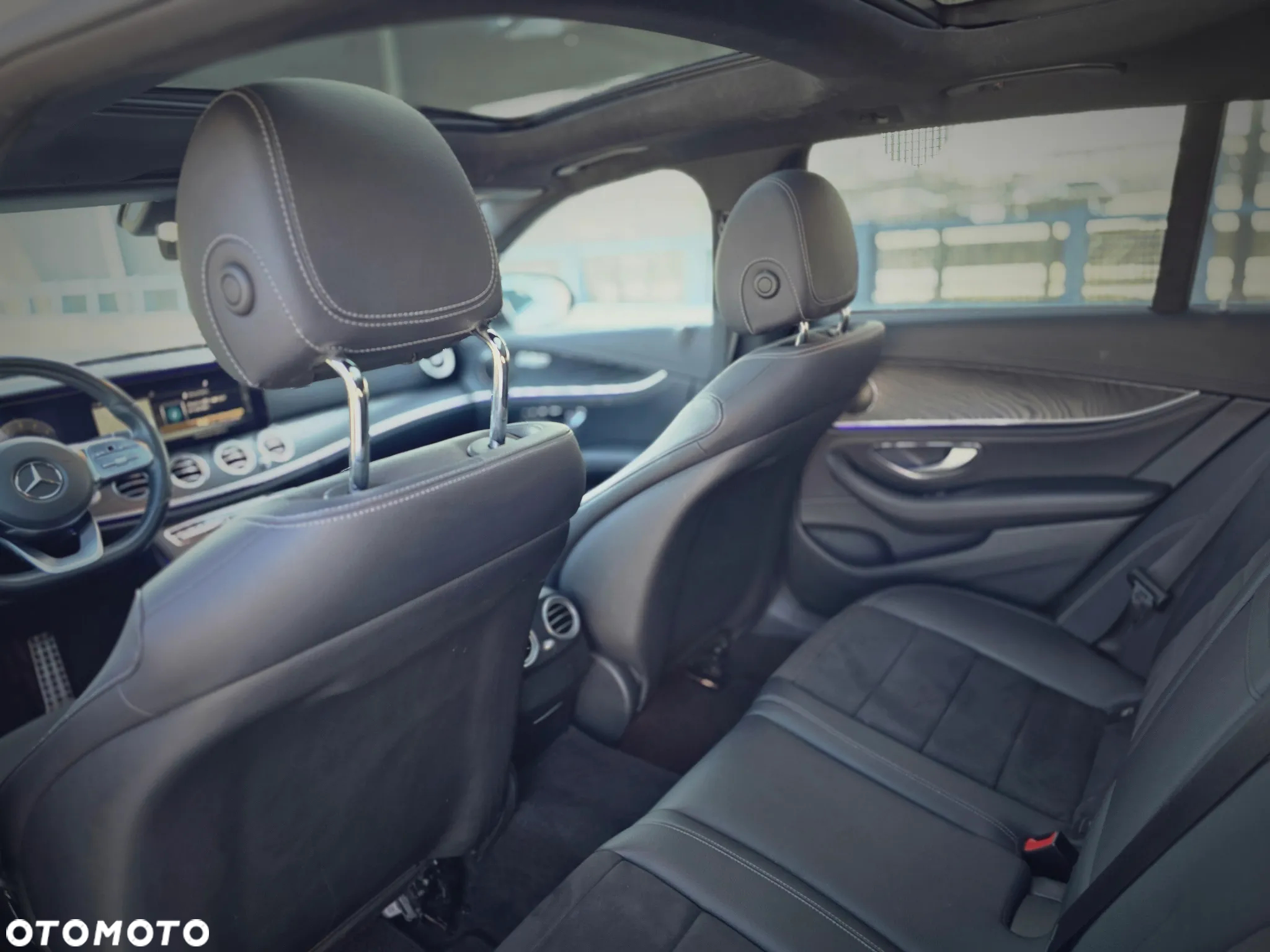 Mercedes-Benz Klasa E 300 de T 9G-TRONIC AMG Line - 25