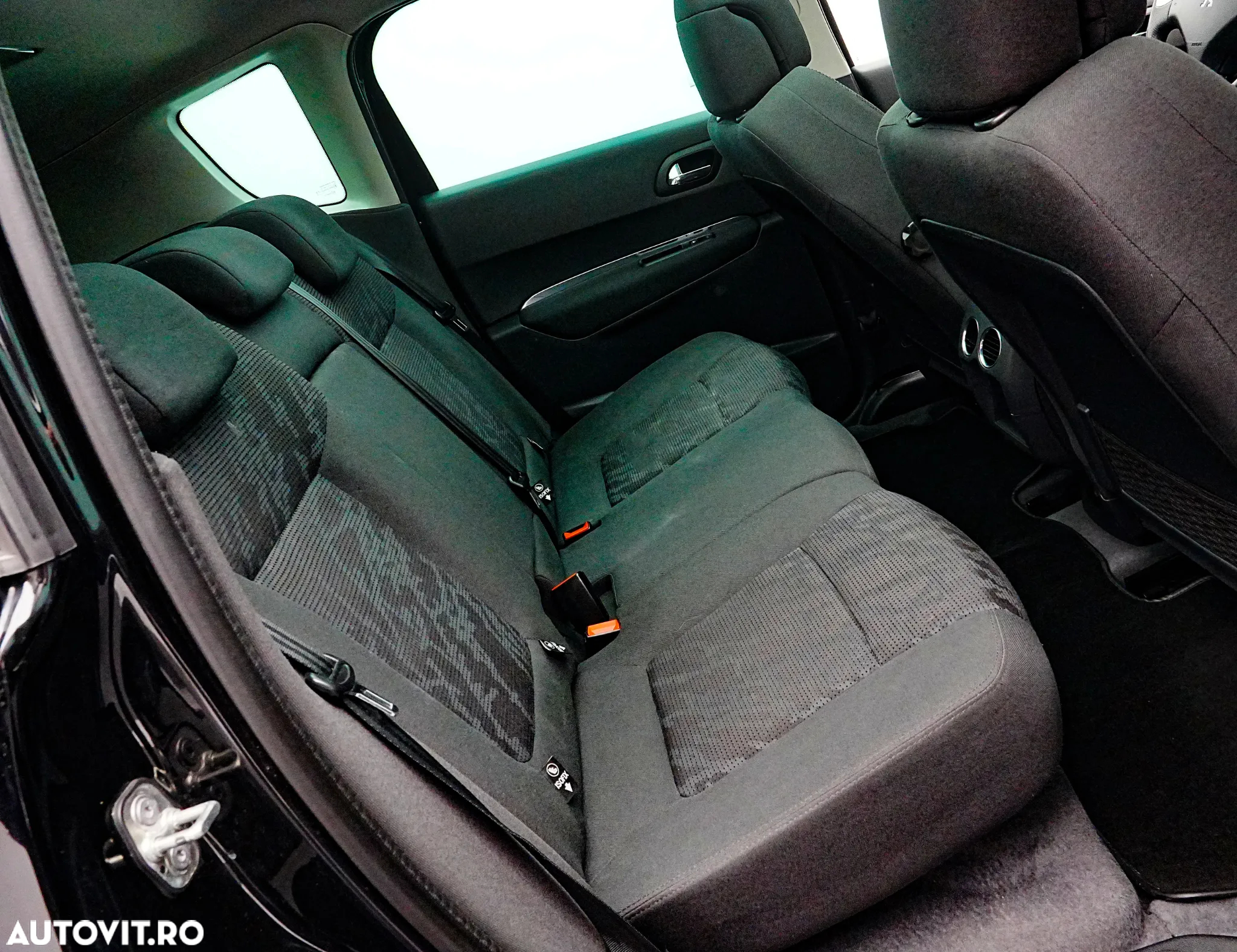 Peugeot 3008 - 18