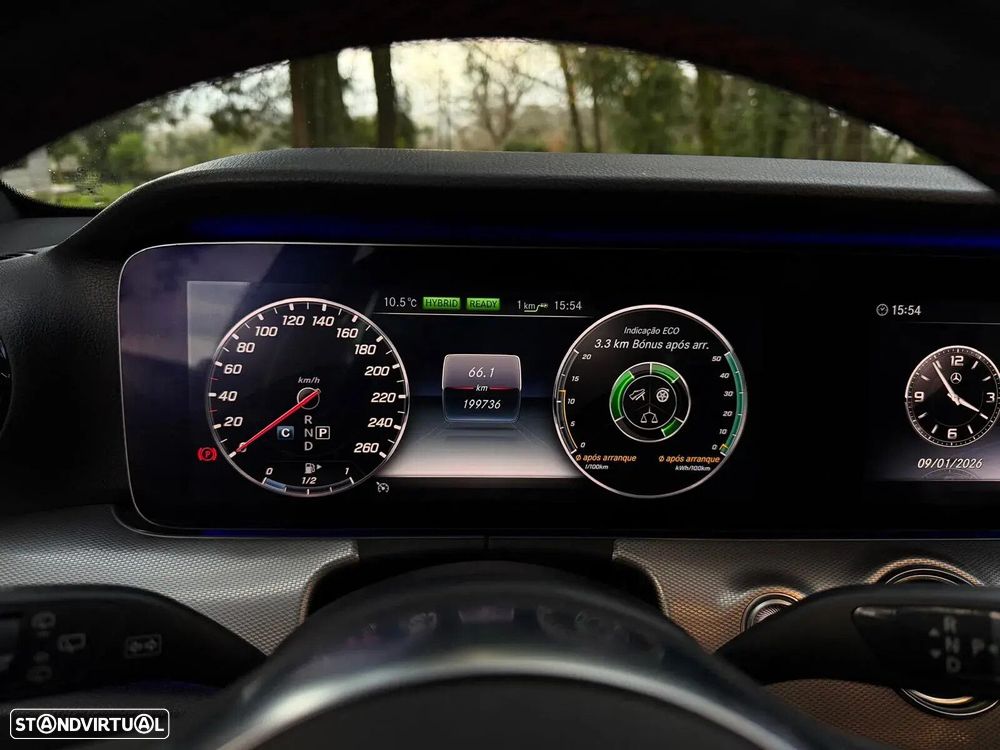 Mercedes-Benz E 300 de AMG Line - 17