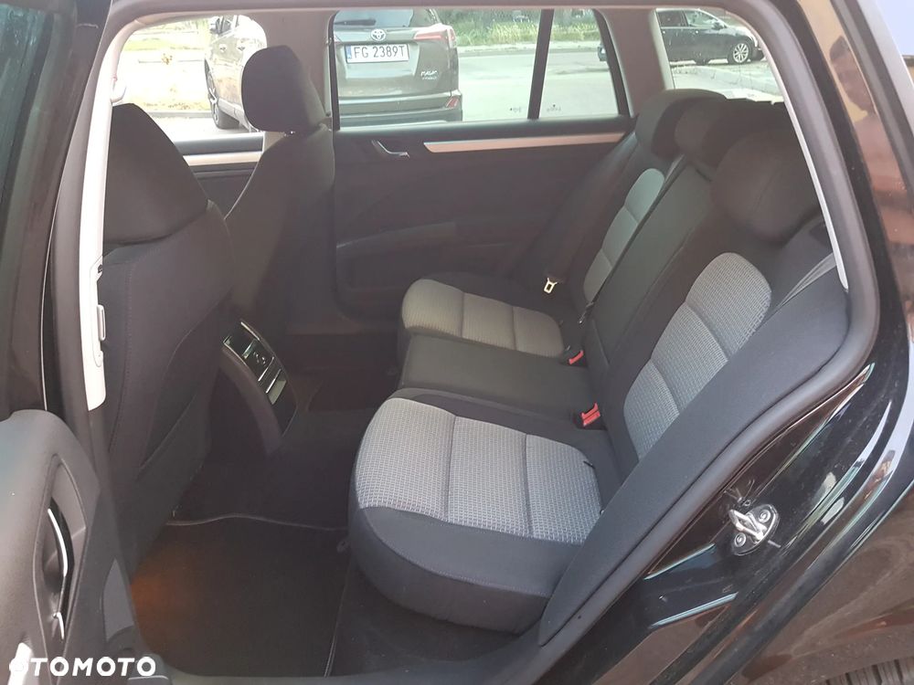 Skoda Superb 2.0 TDI Business DSG - 14