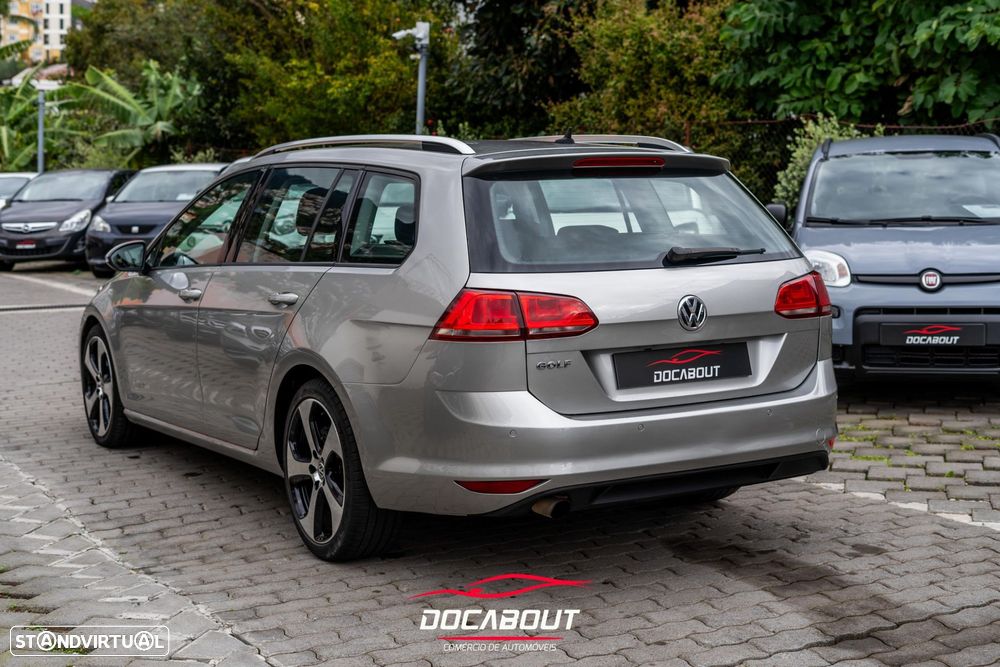 VW Golf 1.6 TDi Trendline DSG - 4
