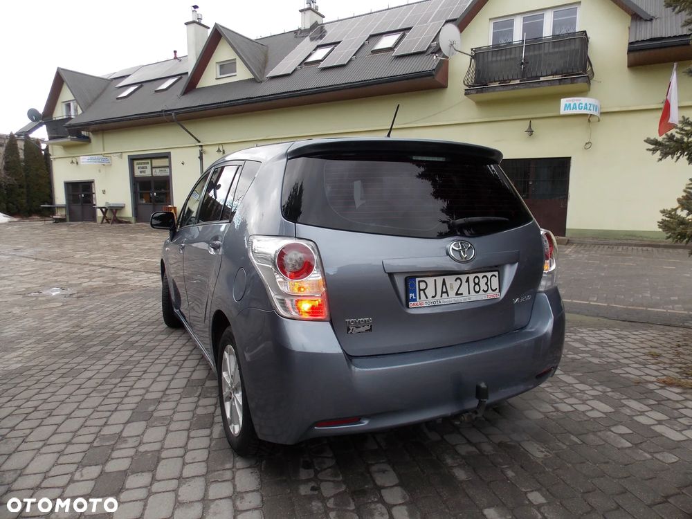 Toyota Verso 2.0 D-4D Sol plus - 6