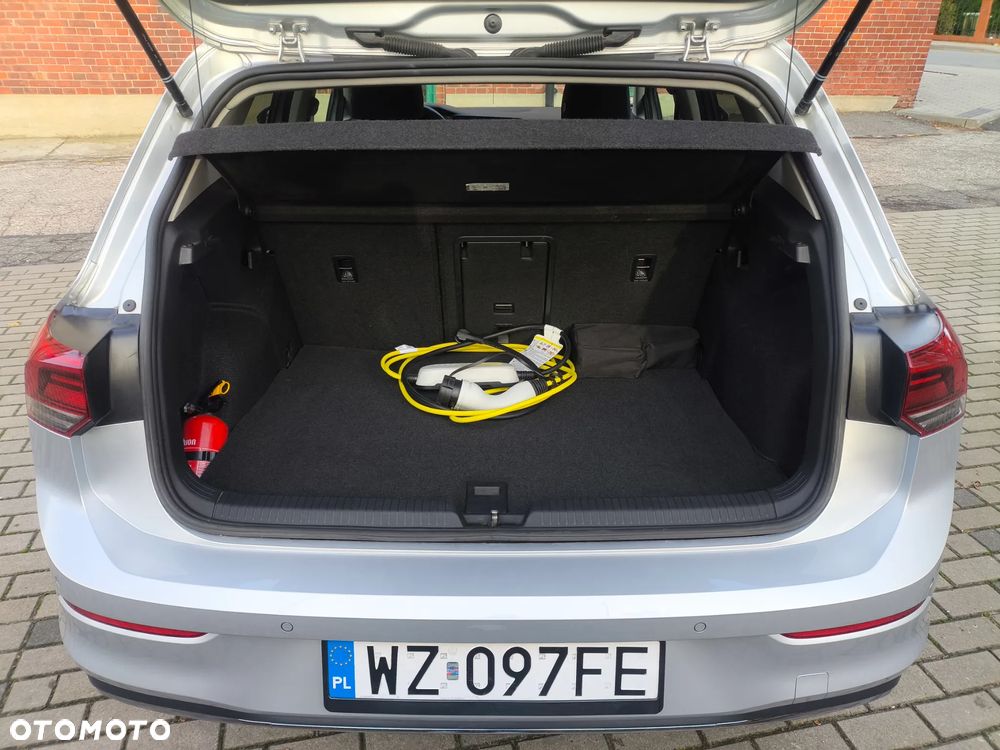 Volkswagen Golf VIII 1.4 TSI Plug-In Hybrid Style DSG - 21