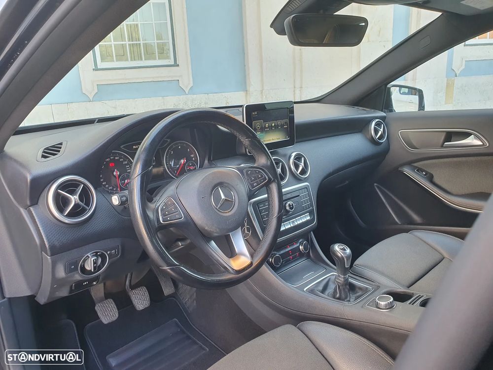 Mercedes-Benz A 160 - 36