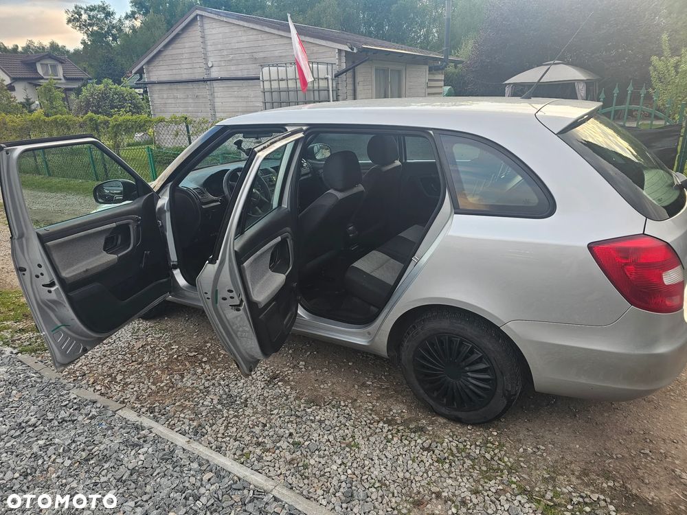Skoda Fabia 1.6 TDI DPF Classic - 6
