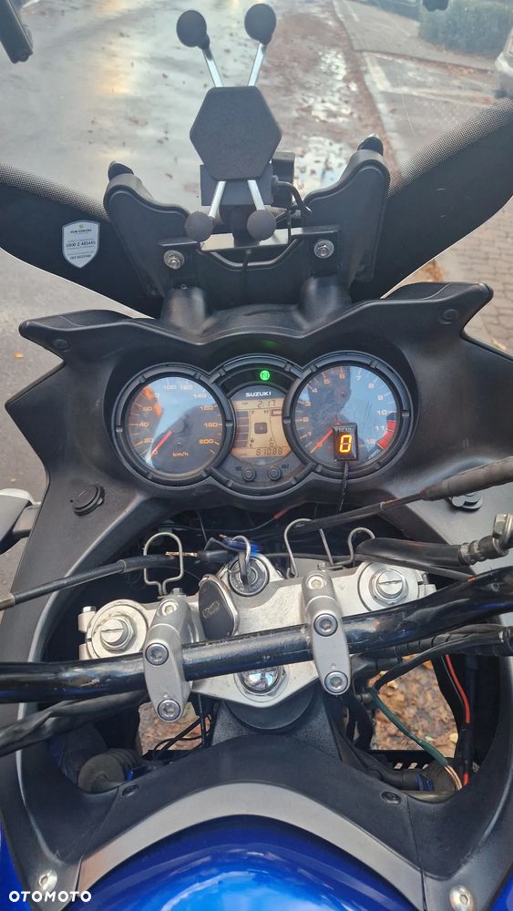 Suzuki DL - 5