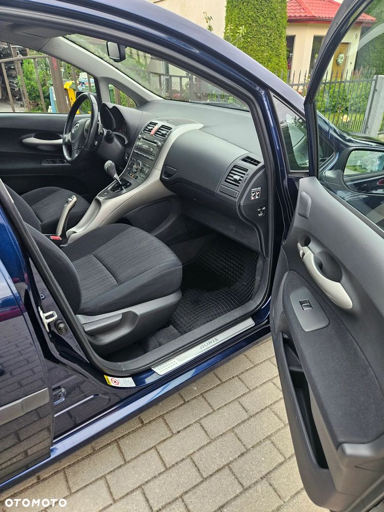 Toyota Auris 1.6 VVT-i Luna MM - 14