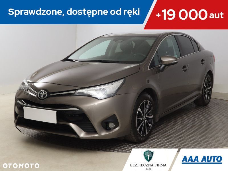 Toyota Avensis - 2